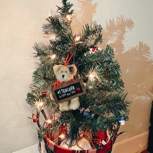 Boyd’s #1 Teacher gift card holder